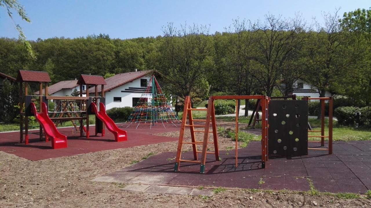Villapark Várgesztes Εξωτερικό φωτογραφία